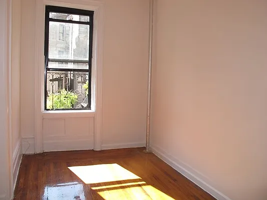 Rented by Crosstown Apartments NYC | media 34