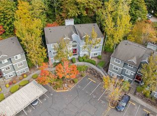 23410 18th Ave S APT I102, Des Moines, WA