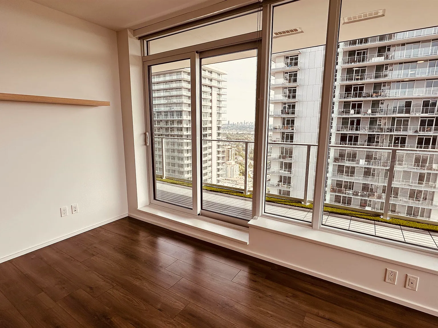 2 bed, 846 sqft, $2,900 — Photo 3
