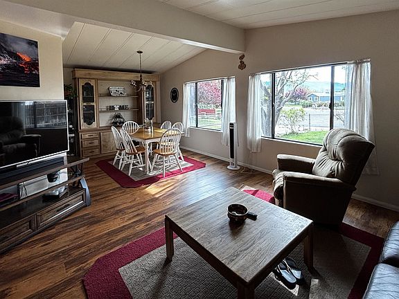 2nd image of 2323 Grazide Cir