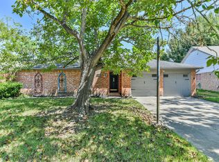 15105 Silverman St, Webster, TX 77598