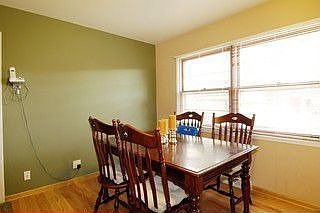 5th image of 215 Lilac Ln