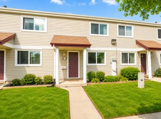 10741 25th Ave NW, Edmonton, AB T6J 5L1