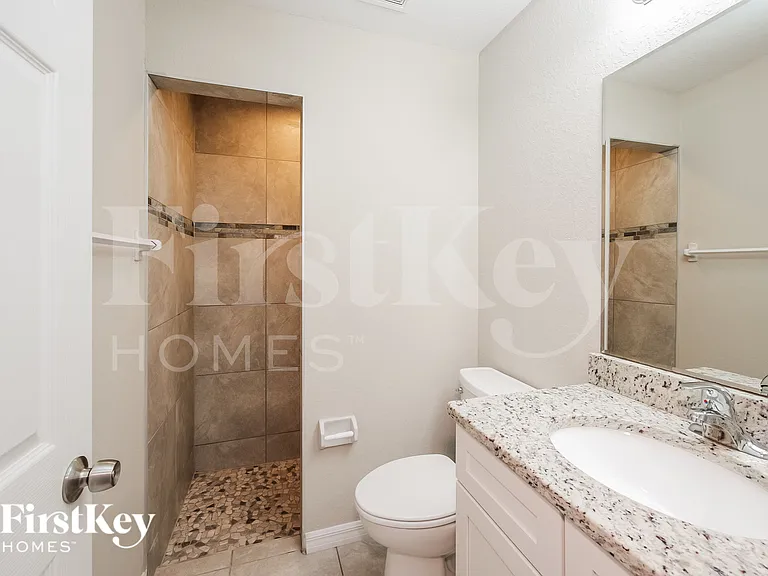 6193 Seaport St — Photo 13