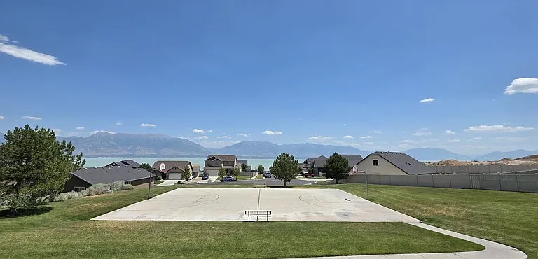 235 Caracara St — Photo 14
