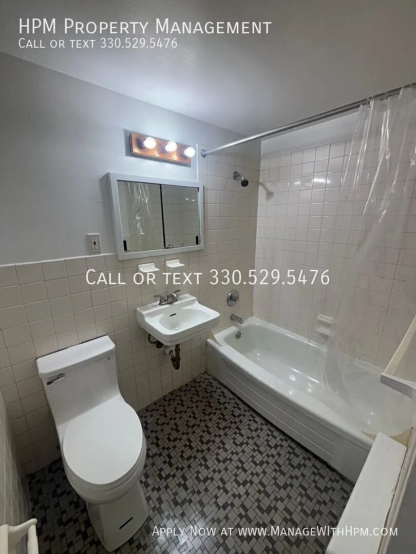 - Concord House Apartment — Photo 3