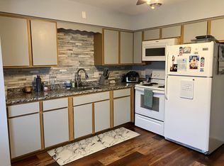1212 Talcott St APT 4, Fort Atkinson, WI 53538