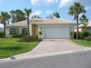 3673 Yosemite Ct, Naples, FL 34116