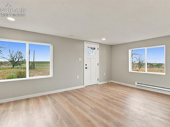 5th image of 10672 Boone Rd