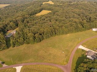325 Ehmler Ln, Elsberry, MO 63343