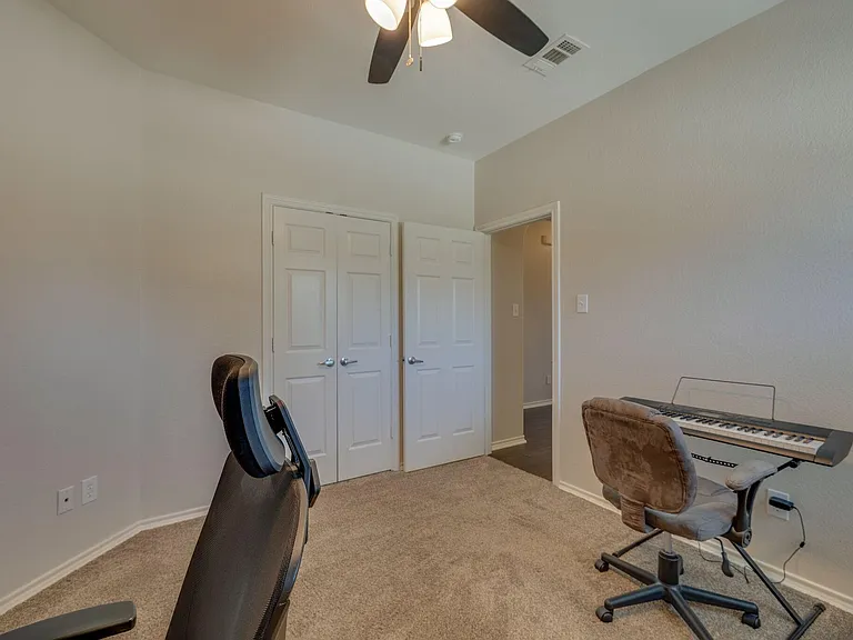 10826 Calderwood Ln — Photo 8