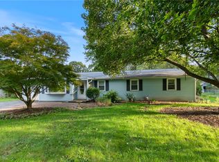 2326 Vandy Dr, Palmyra, NY 14522