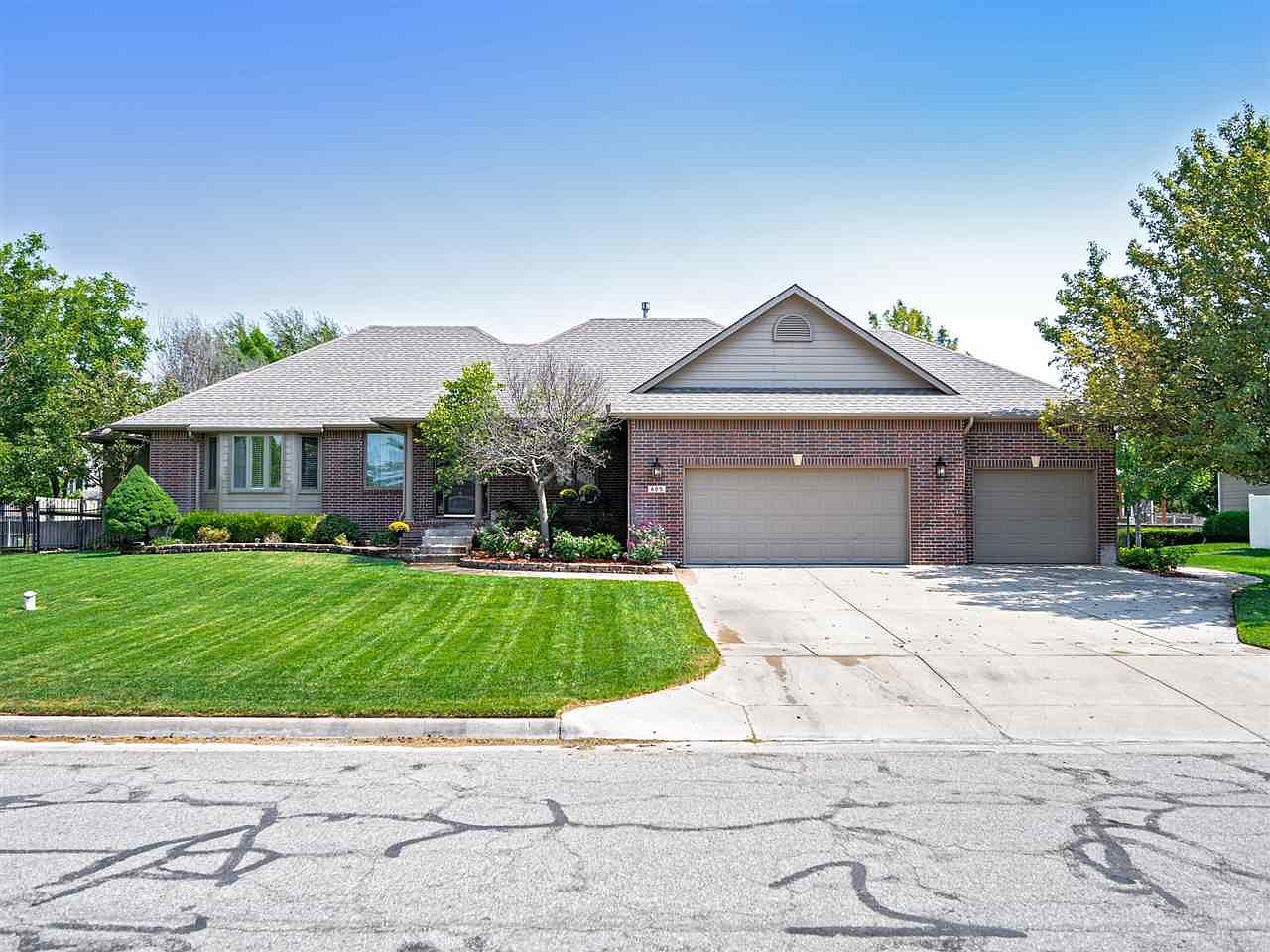 605 W Homestead Ct, Colwich, KS 67030 Zillow