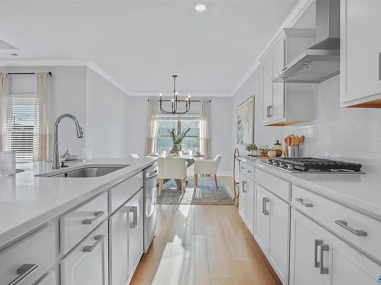 22879 Ansley Dr — Photo 10