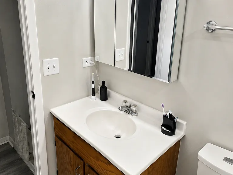 1615 N Milwaukee Ave #8A — Photo 41