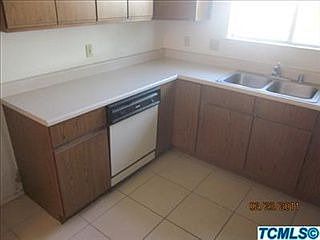 5th image of 1020 W Sweet Ave