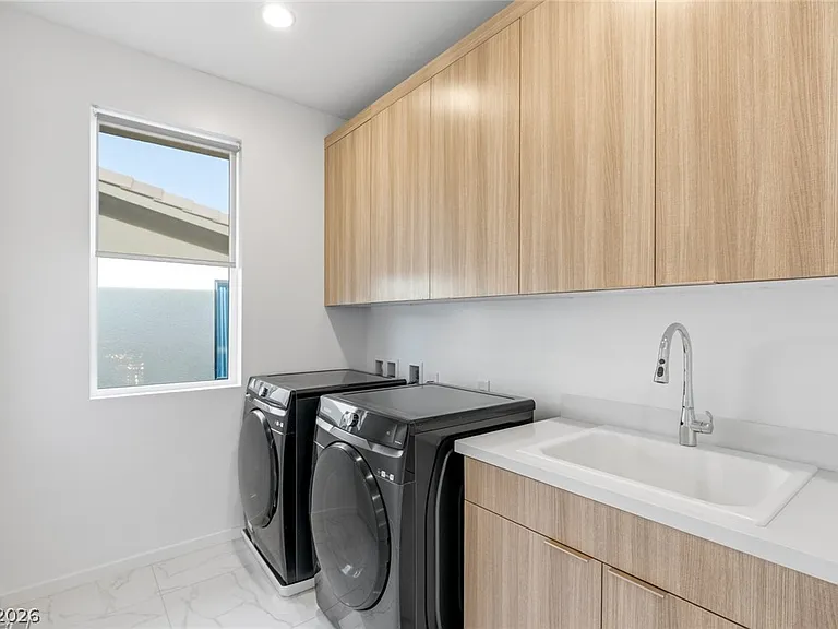 10752 Patina Hills Ct — Photo 46
