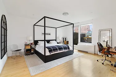 Rented by Olshan Realty
