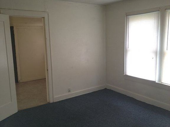 5th image of 2531 Idaho Ave