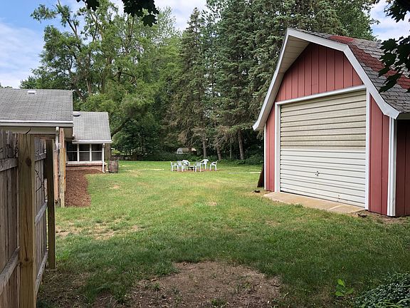 5th image of 1369 Stanwood Dr NW