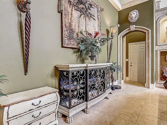 4th image of 2204 Cypress Hollow Ct