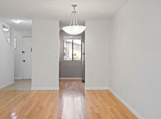 2730-2734 SE Alder St #2732, Portland, OR 97214