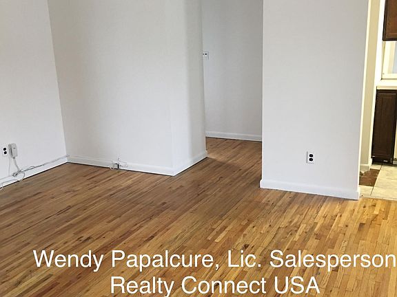5th image of 44 Sintsink Dr E APT I