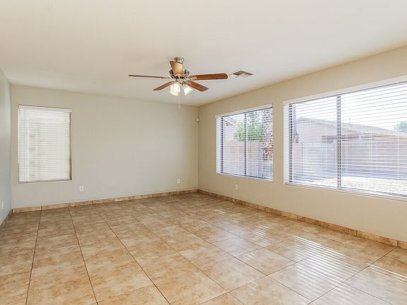 5th image of 12679 W Flower St