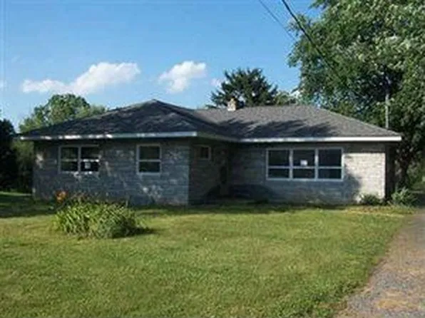 7 N Letort Dr, Carlisle, PA 17013