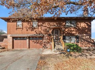 4606 E 104th St, Kansas City, MO 64137