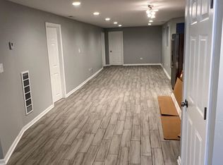 6215 S Rhodes Ave #BASEMENT, Chicago, IL 60637