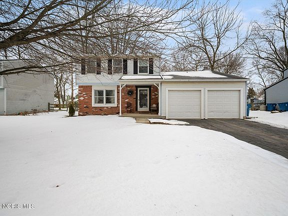 2nd image of 3906 Farmbrook Dr