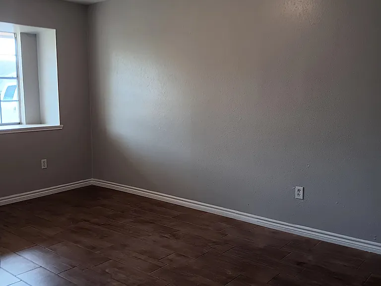 8527 Riptide Dr — Photo 10