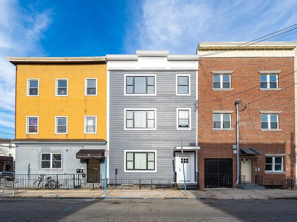1st image of 78 Hutton St APT 2