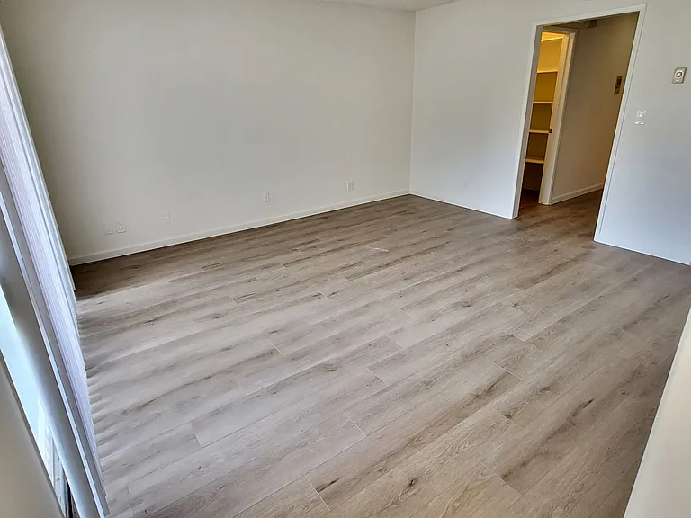 185 Quincy Ave #203 — Photo 3