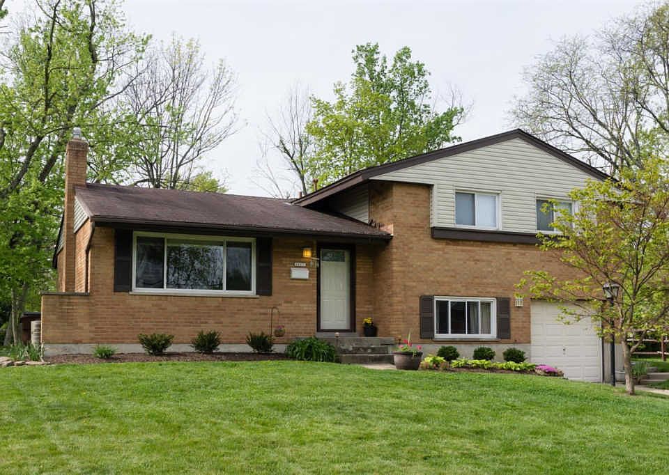 1st image of 3827 Larchview Dr