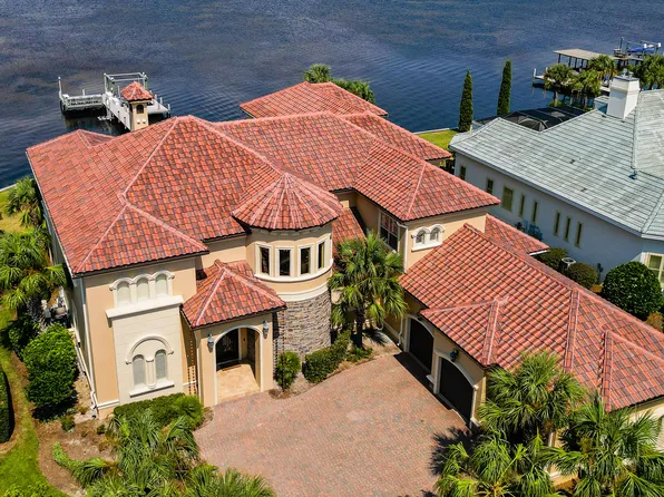 450 Admiral Ct, Destin, FL 32541