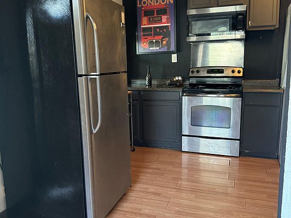 5th image of 704 Franklin Blvd #B