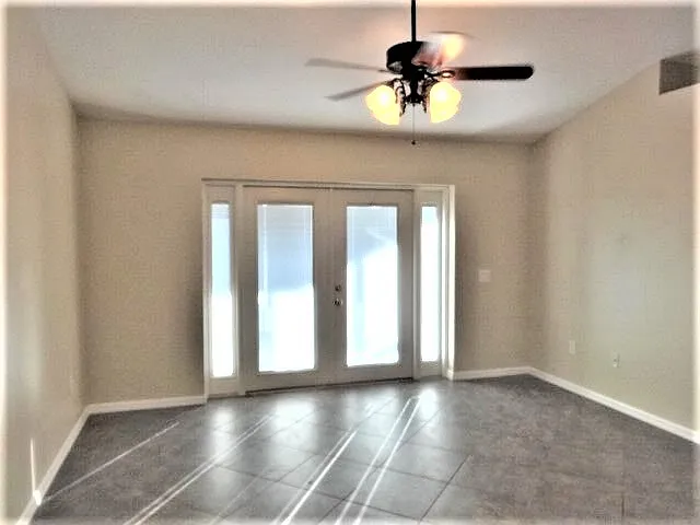 12826 Lake Vista Dr — Photo 6