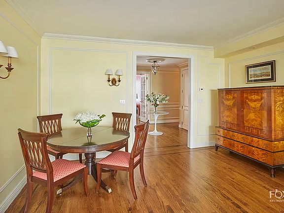 2nd image of 201 E 62nd St #3D