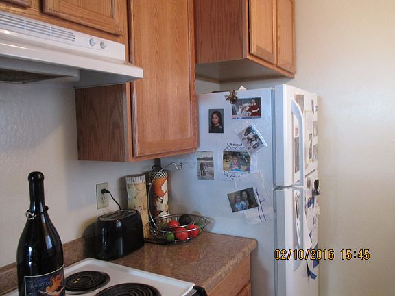 Kitchen w/ Electric Stove