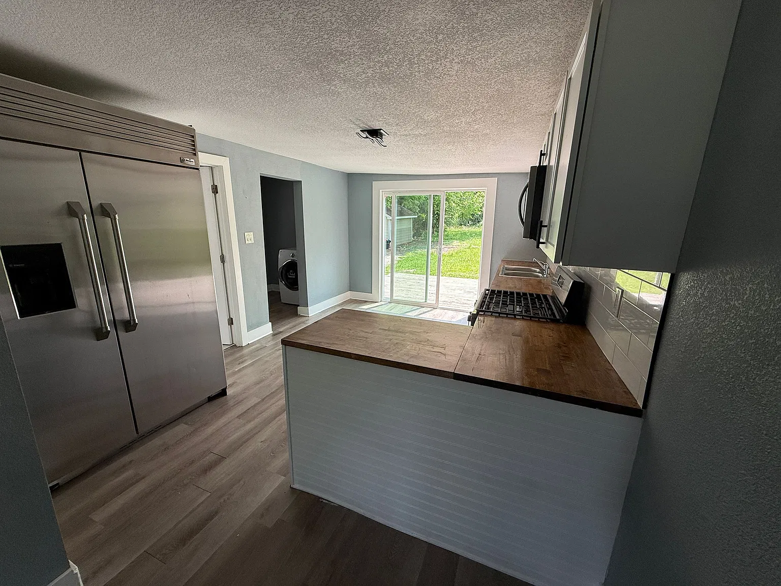 19 E Broad St — Photo 3