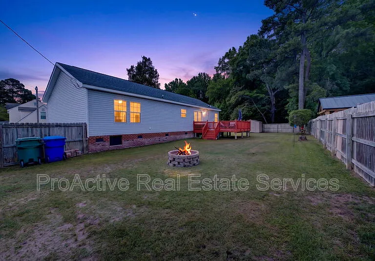 1053 Pitchkettle Rd — Photo 15