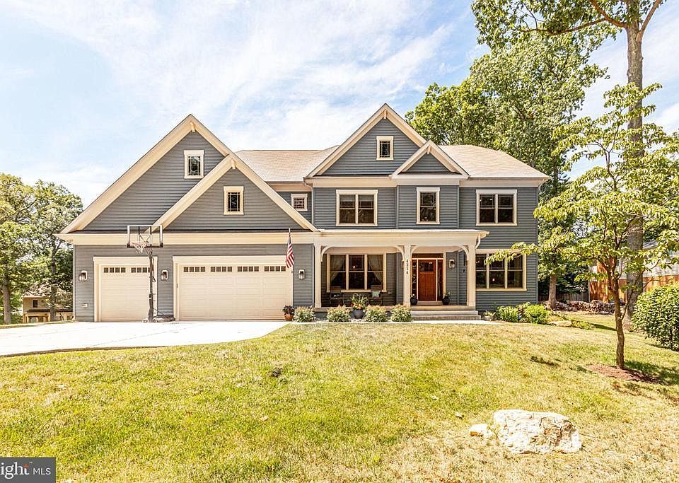 1st image of 4214 Woodlark Dr