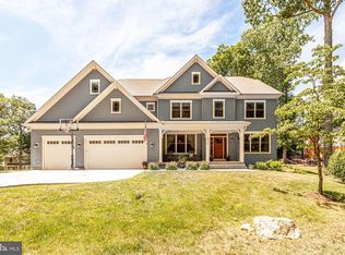 4214 Woodlark Dr, Annandale, VA 22003