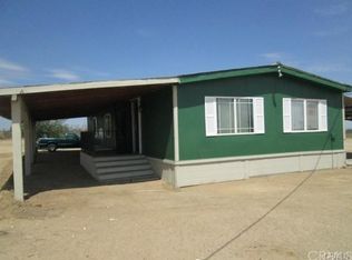 6230 Goss Rd, Phelan, CA 92371