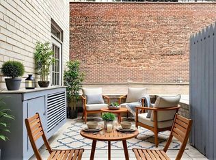 140 7th Ave APT 1P, New York, NY
