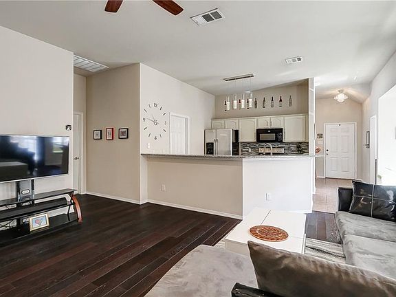 2nd image of 9925 Wild Ginger Dr