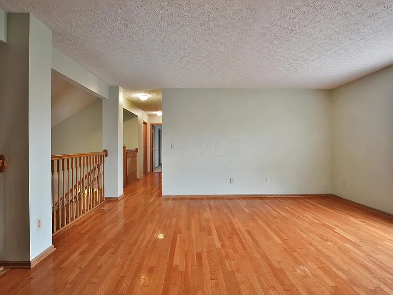 7567 Ladywell Ct — Photo 14