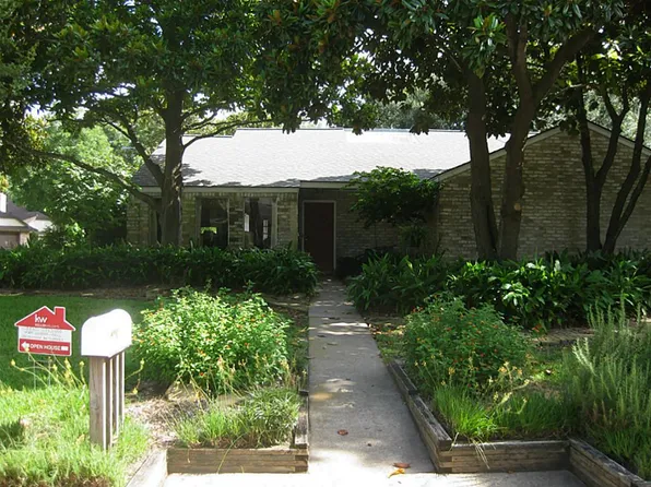 14203 Wickersham Ln, Houston, TX 77077